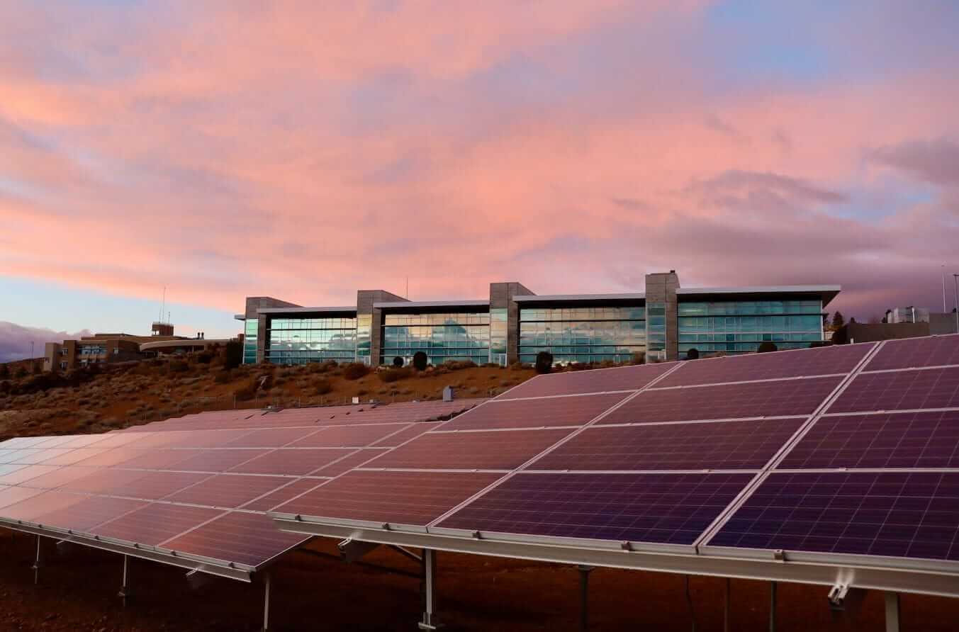 solar panel kalea lift